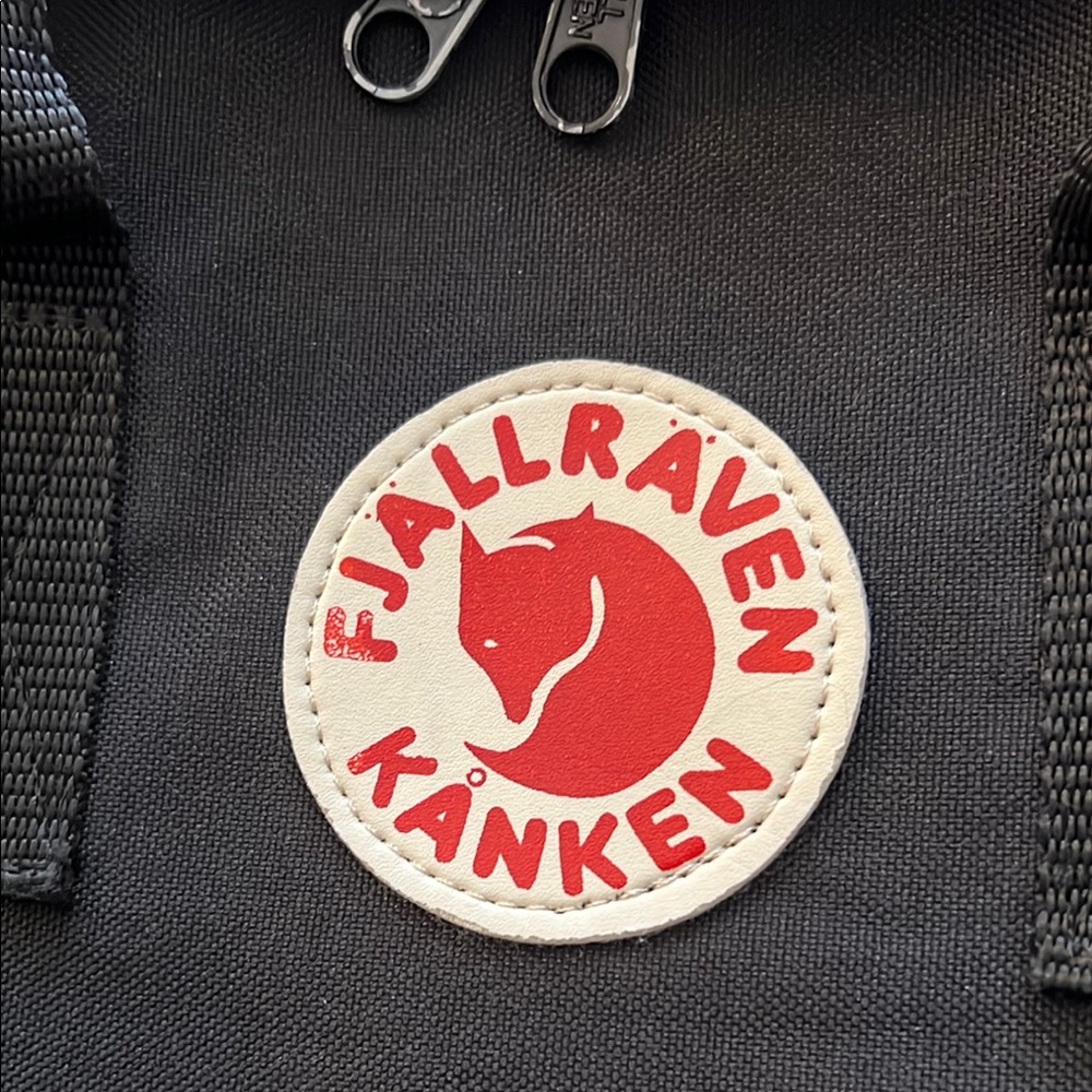 Fjallraven Black Backpack Classic Durable Design - Picture 2 of 8
